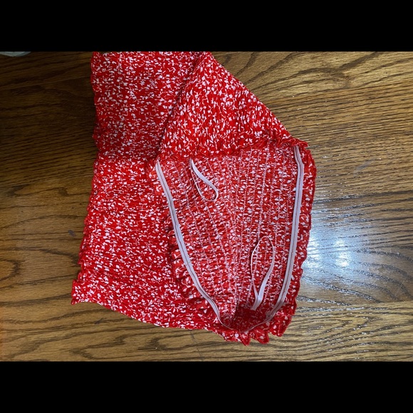 Shein red floral set (skirt and crop top) size S - Picture 6 of 6